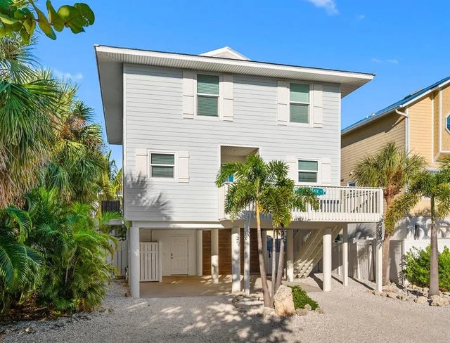 785 Jacaranda Road, ANNA MARIA