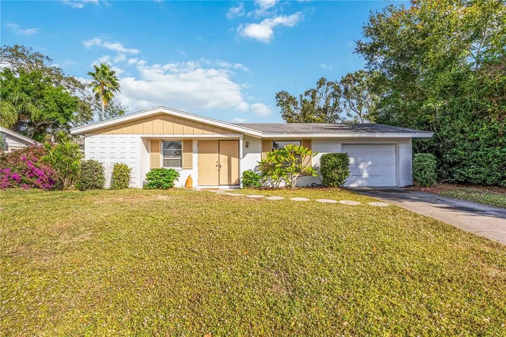 3853 Woodrow Ridge Street, SARASOTA