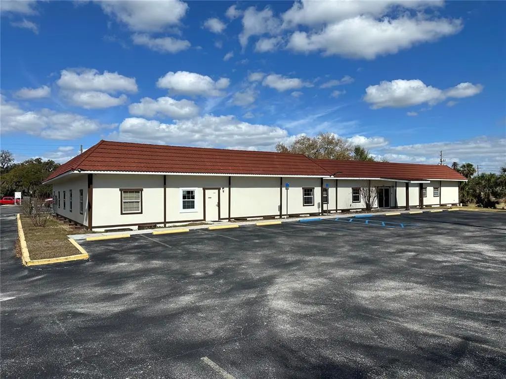 401 E North Boulevard 101/103, LEESBURG
