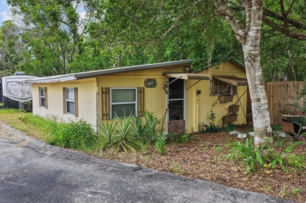470 Fay Avenue, SPRING HILL
