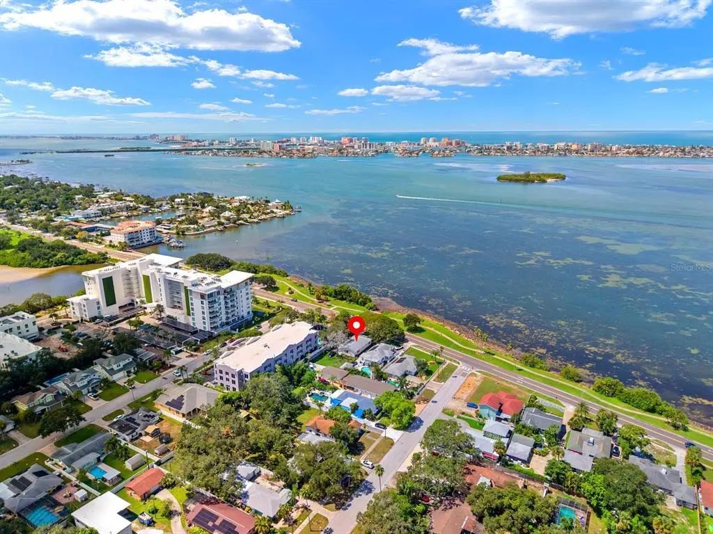 1949 Edgewater Drive, CLEARWATER
