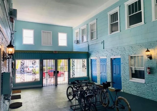 308 Grove Street N 206, ST PETERSBURG