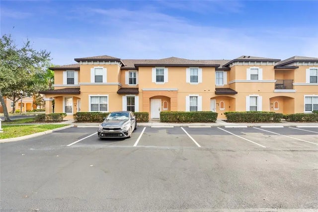 5702 Delorean Drive, KISSIMMEE