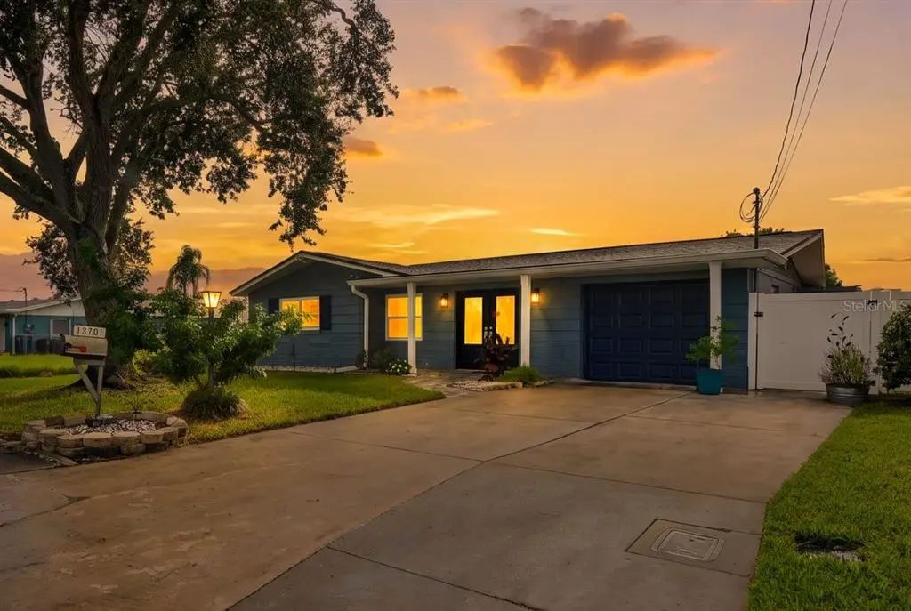 13701 Leslie Drive, HUDSON