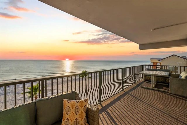 13650 Gulf Boulevard 604, MADEIRA BEACH