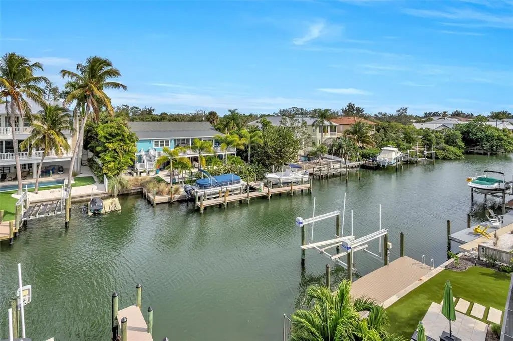 4881 Oxford Drive, SIESTA KEY