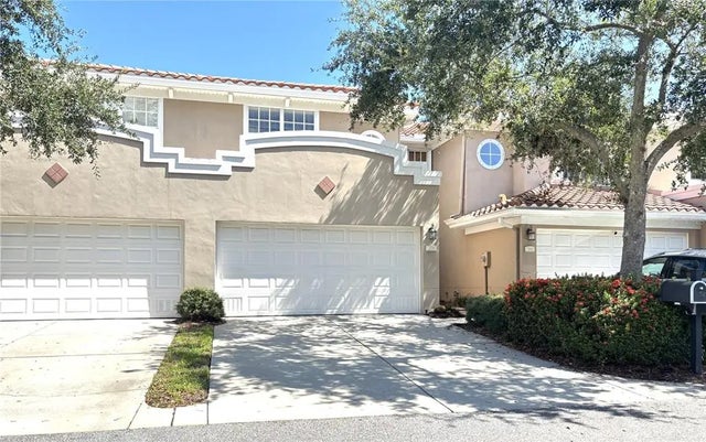 270 Valencia Circle, ST PETERSBURG