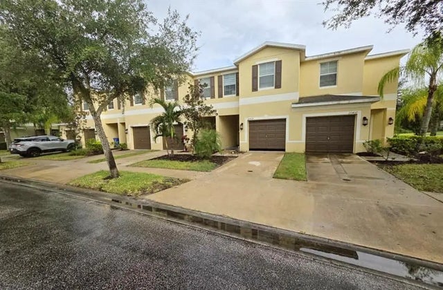 20439 Berrywood Lane, TAMPA