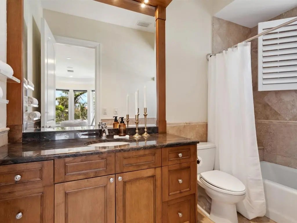 Gulf Shores Realty: 53 782fccf7635eed8ca046026fe89e342b l