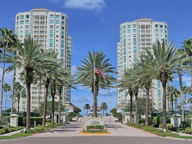1180 Gulf Boulevard 1906, CLEARWATER BEACH