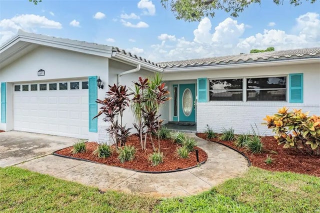 8409 Boulder Place, TAMPA