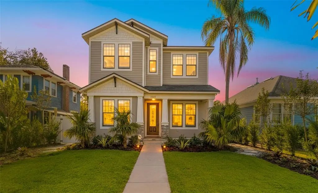 2152 Burlington Avenue N, ST PETERSBURG