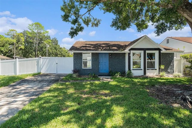 16147 Sagebrush Road, TAMPA