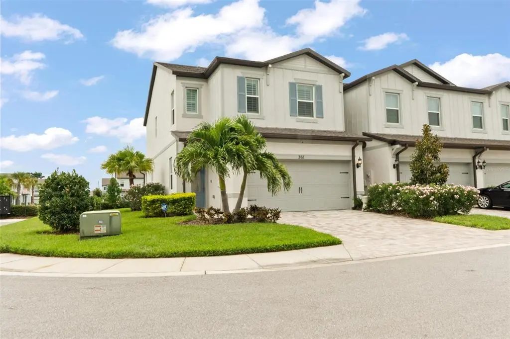 351 Surfside Avenue Ne, ST PETERSBURG