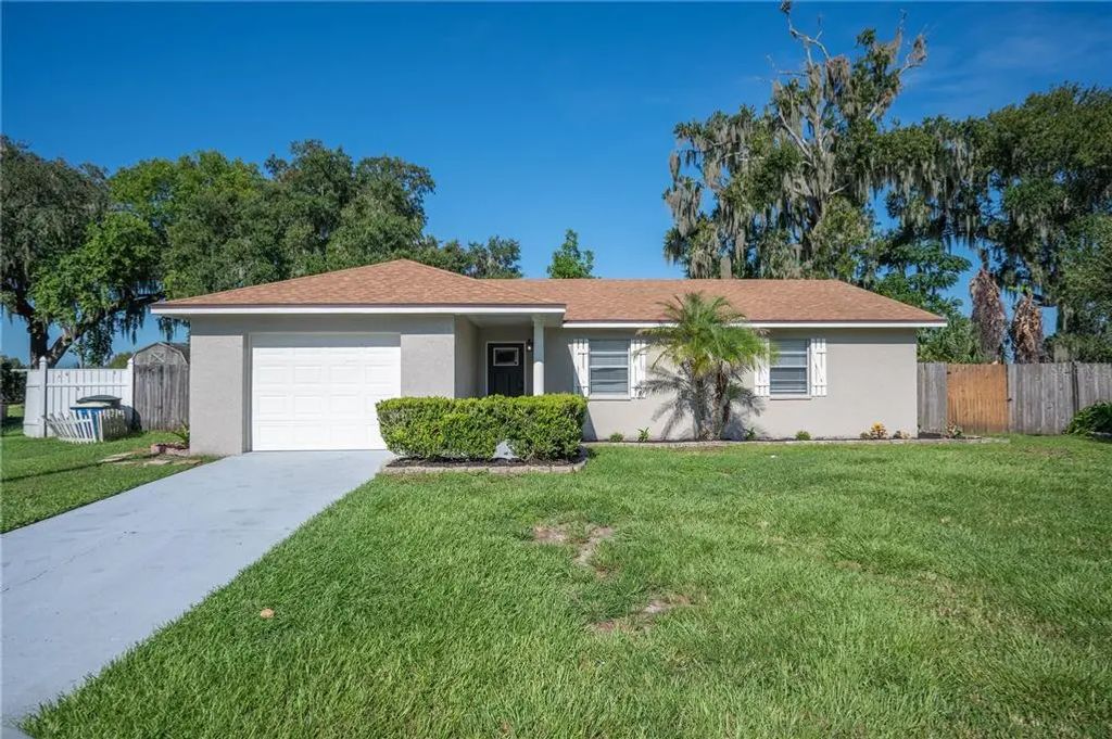 1895 W Oakwood Loop, BARTOW