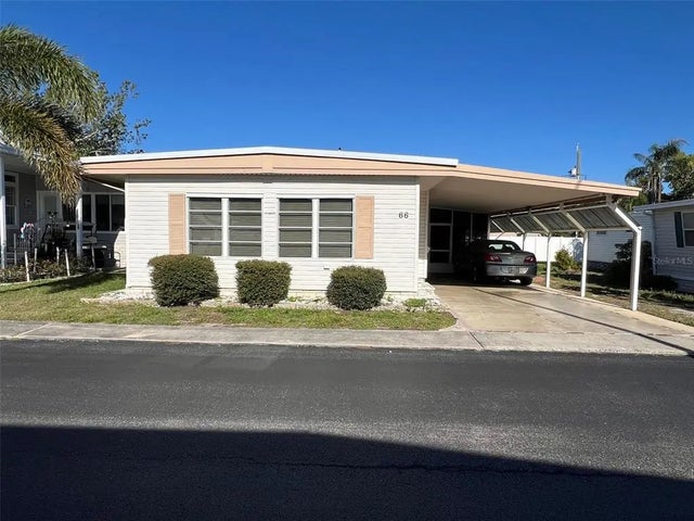 66 Pindo Palm Street E, LARGO