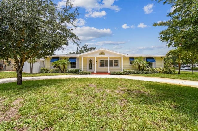 1300 N Farragut Drive N, ST PETERSBURG