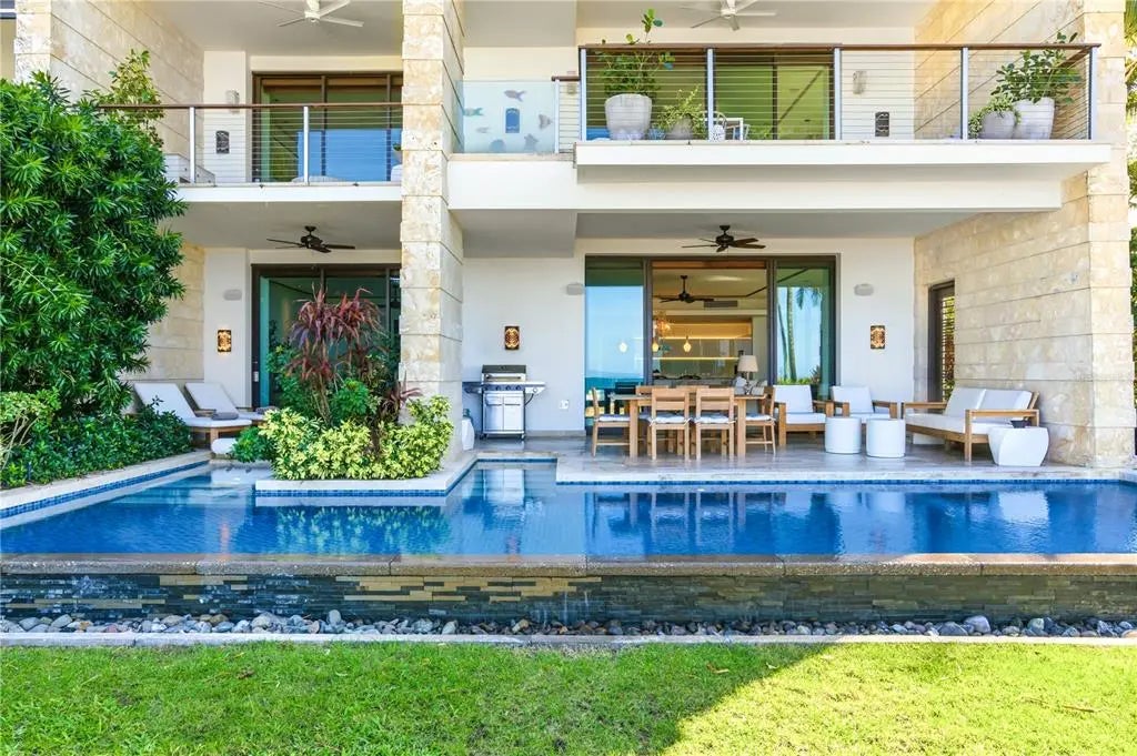 3111 West Beach, DORADO