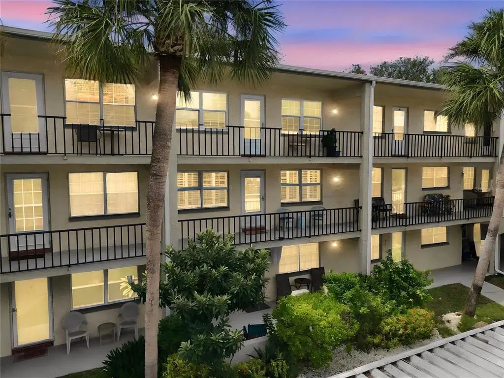 11620 Park Boulevard 203, SEMINOLE