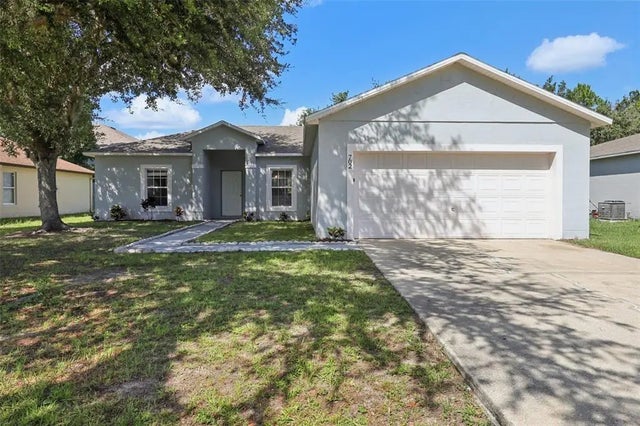 702 Pasteur Lane, KISSIMMEE
