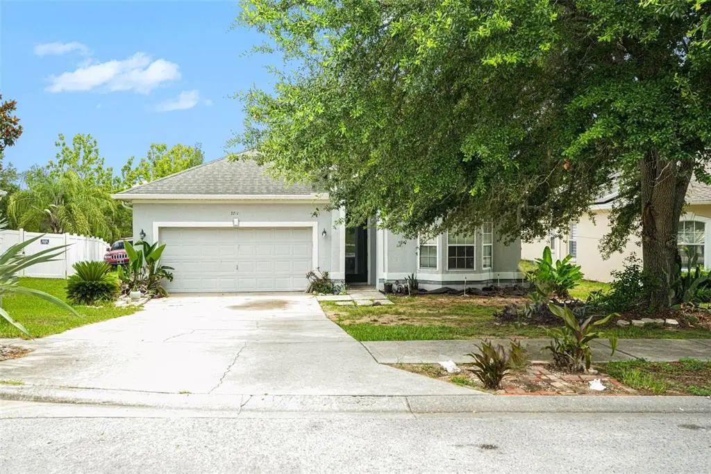 37110 Highland Bluff Circle, DADE CITY