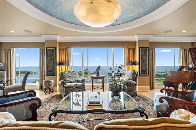 100 Beach Drive Ne 1902, ST PETERSBURG