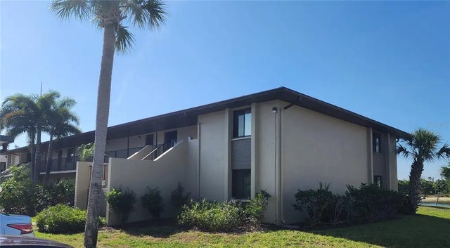 4056 Oakview Drive E10, PORT CHARLOTTE