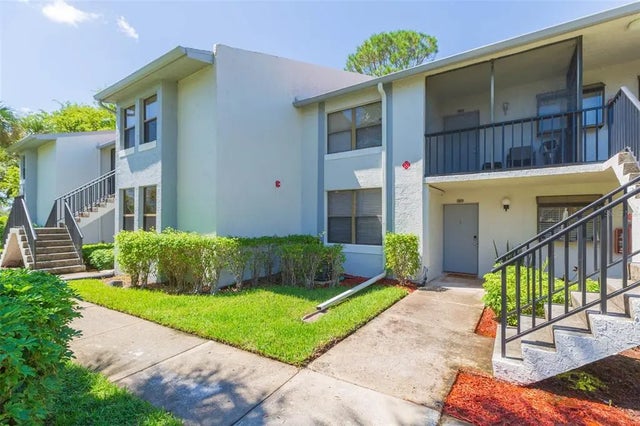 2024 Blue Hawk Court 1813, CLEARWATER