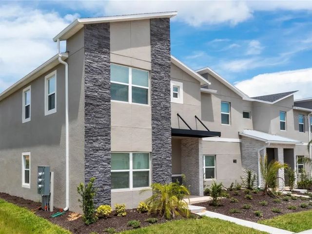 1176 Challenge Drive, DAVENPORT