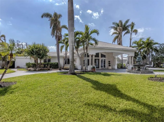 701 Laguna Drive, VENICE