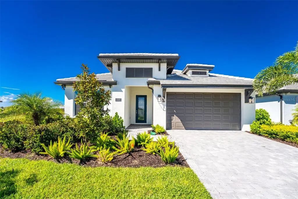 237 Vistera Boulevard, NOKOMIS