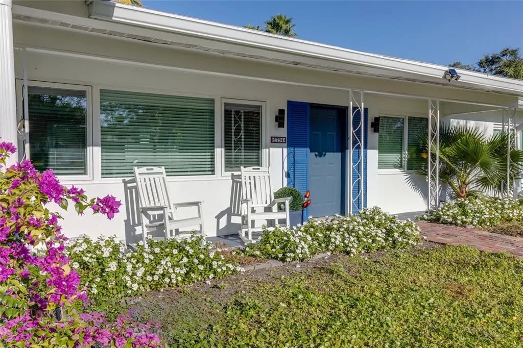 1794 Santa Barbara Dr, DUNEDIN