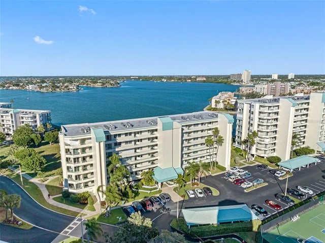 7979 Sailboat Key Boulevard S 601, SOUTH PASADENA