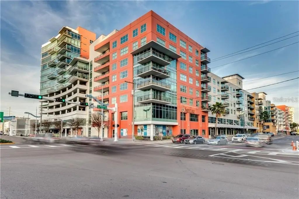 1208 East Kennedy Boulevard 421, TAMPA
