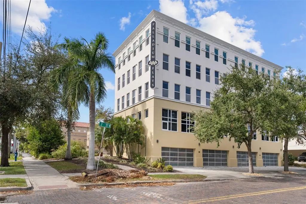 205 5th Avenue N 201, ST. PETERSBURG