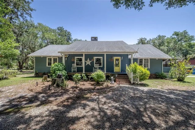 4580 Lake James Circle, EDGEWATER