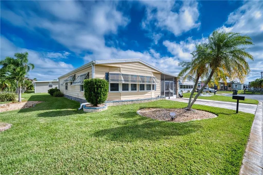 273 Captains Court, NORTH PORT