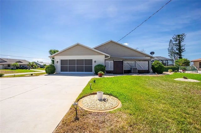 204 Bunker Road, ROTONDA WEST