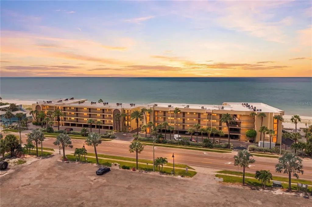 3500 Gulf Boulevard 217, BELLEAIR BEACH