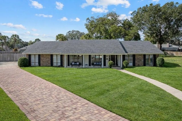 517 Whisper Wood Drive, LONGWOOD