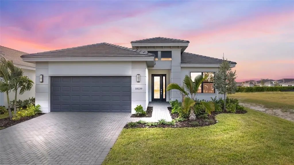 18139 Cresswind Terrace, LAKEWOOD RANCH