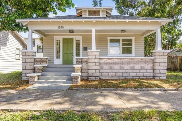 1240 James Avenue S, ST PETERSBURG