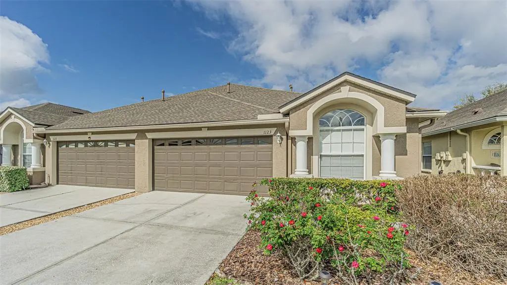 1123 Bensbrooke Drive, WESLEY CHAPEL
