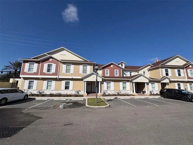 7595 Sunflower Circle, KISSIMMEE