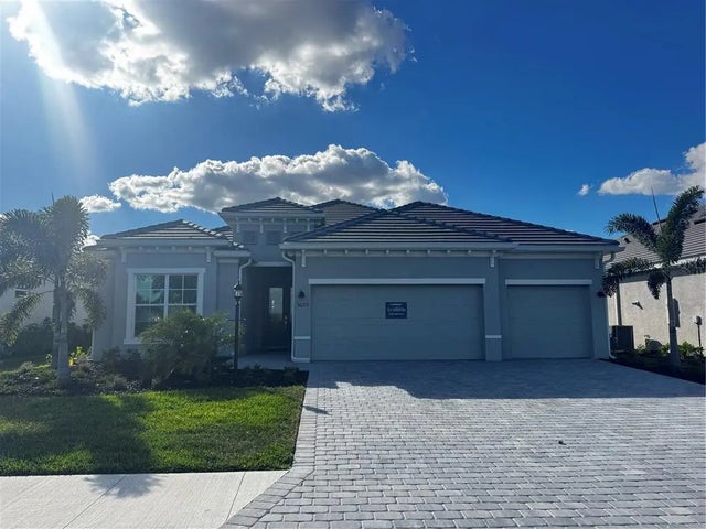5620 Lightning Whelk Lane, LAKEWOOD RANCH