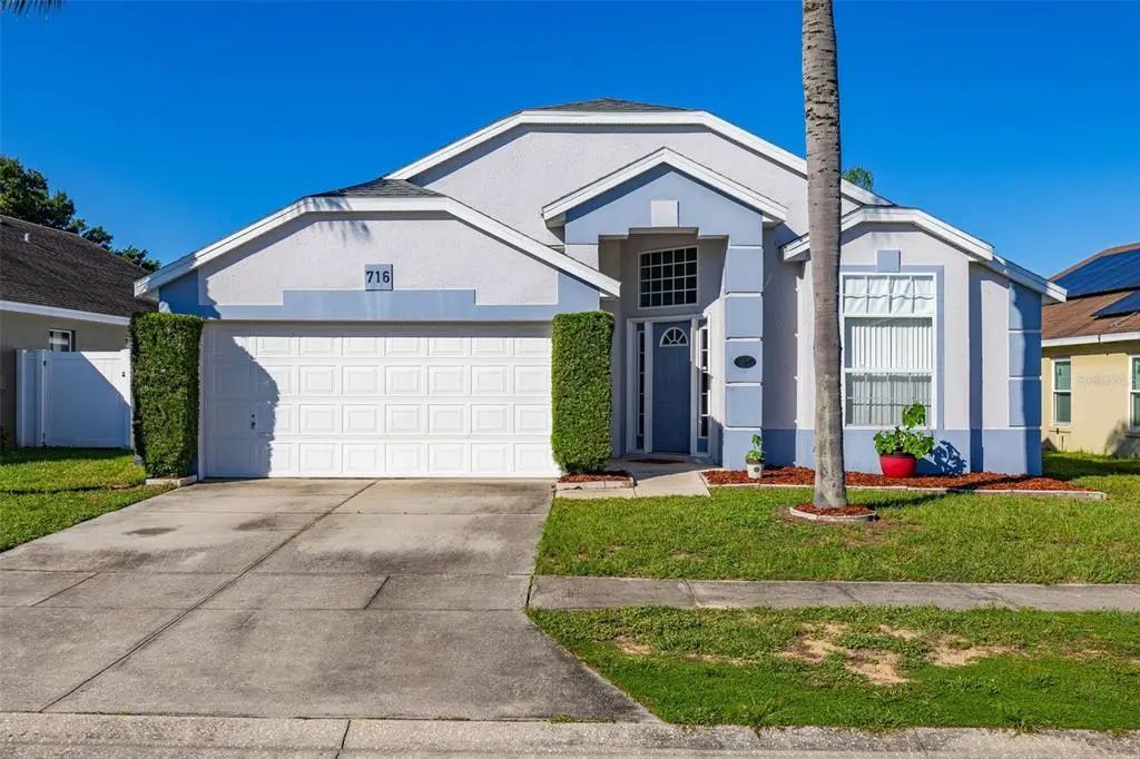 716 Rochester Loop, DAVENPORT
