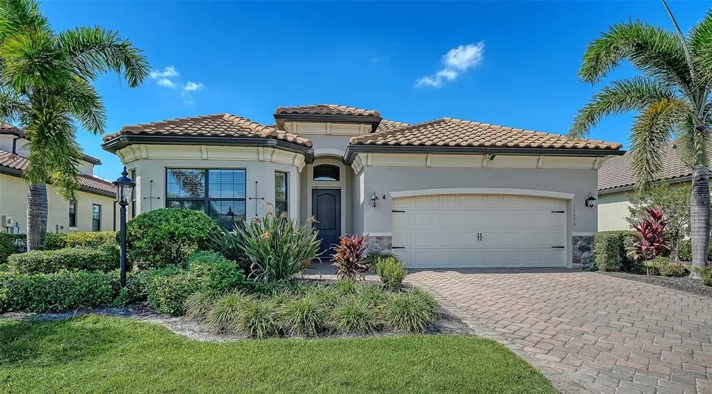 16430 Hillside Circle, BRADENTON