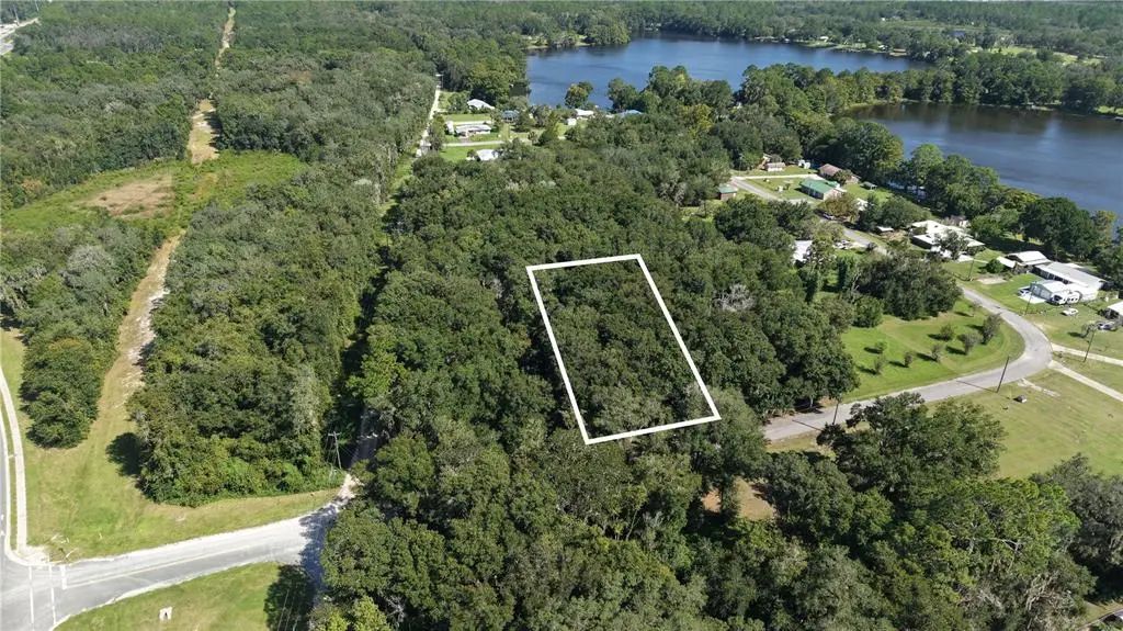 104 Twin Lake Grove Drive, INTERLACHEN