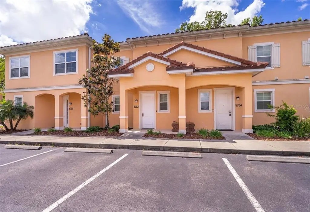 5702 Olga Street, KISSIMMEE