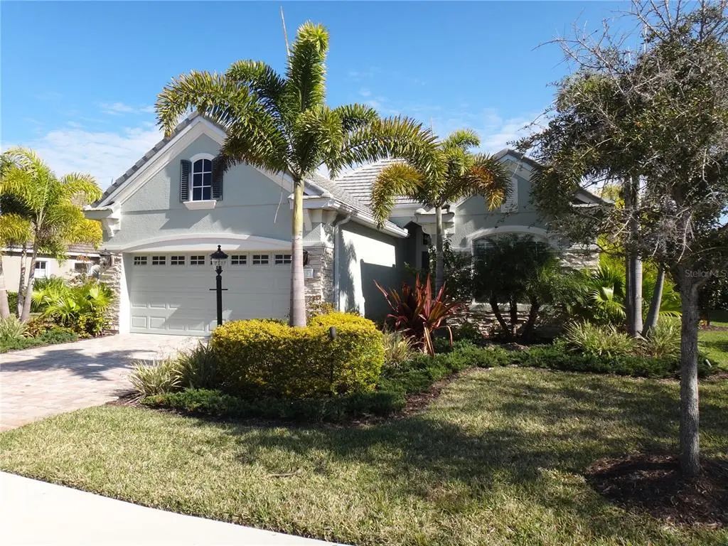 12051 Thornhill Court, LAKEWOOD RANCH